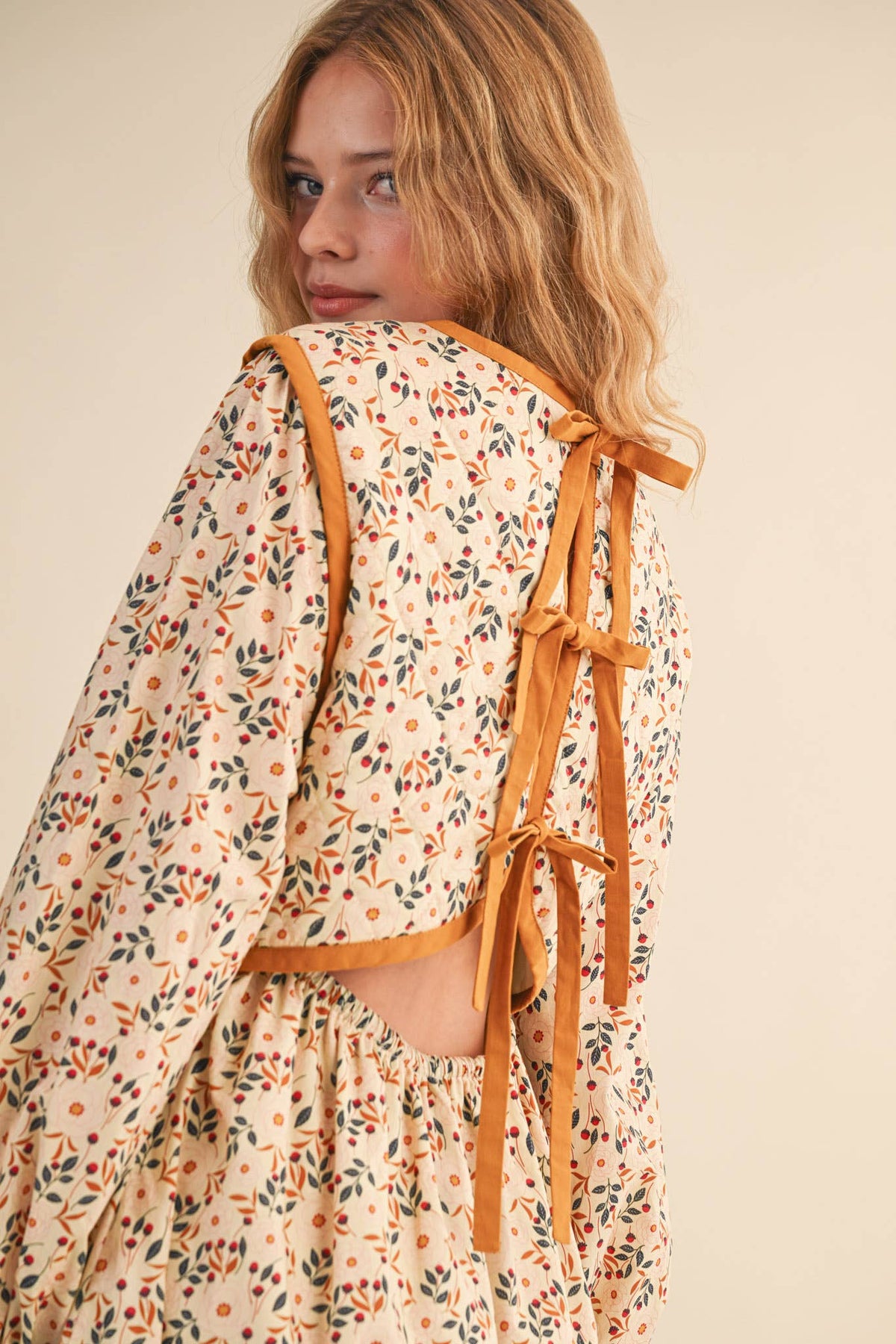 Quilted Floral Mini Dress – Puff Sleeve Open Back Detail