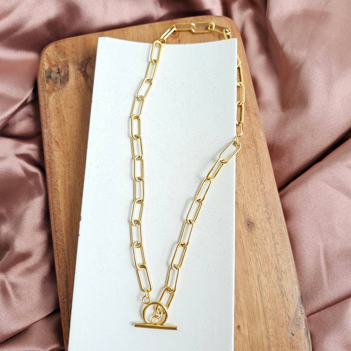 Luxe Chunky Paper Clip Chain Necklace | 18" Gold