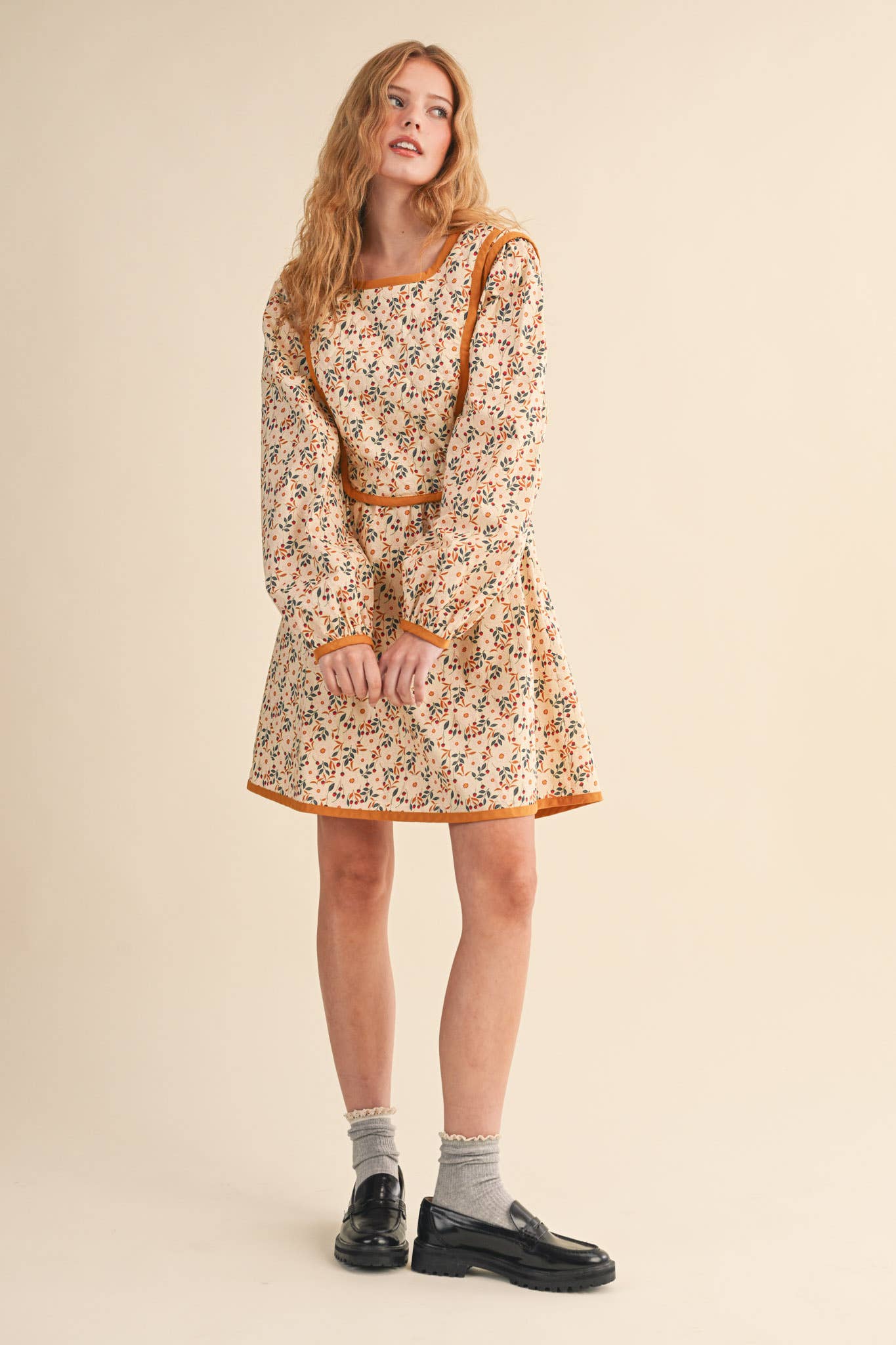 Quilted Floral Mini Dress – Puff Sleeve Open Back Detail